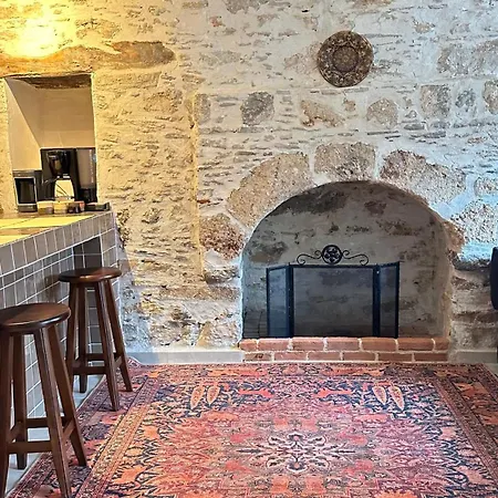 Cesmekoeyici Evleri Tas Ev No2 Holiday home Cumali